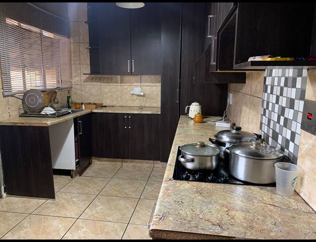3 BEDROOM HOUSE FOR SALE IN VANDERBIJLPARK CE 1